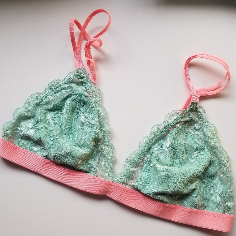 VS Bralette